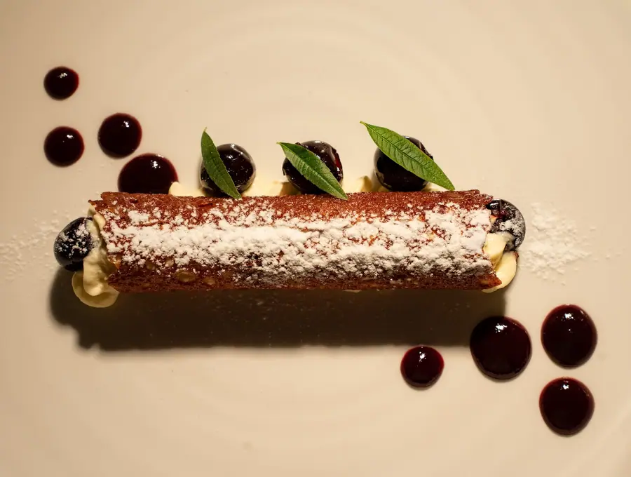 Food & Drink, restaurants and cocktail bars: photograph by Matteo Mizzoni