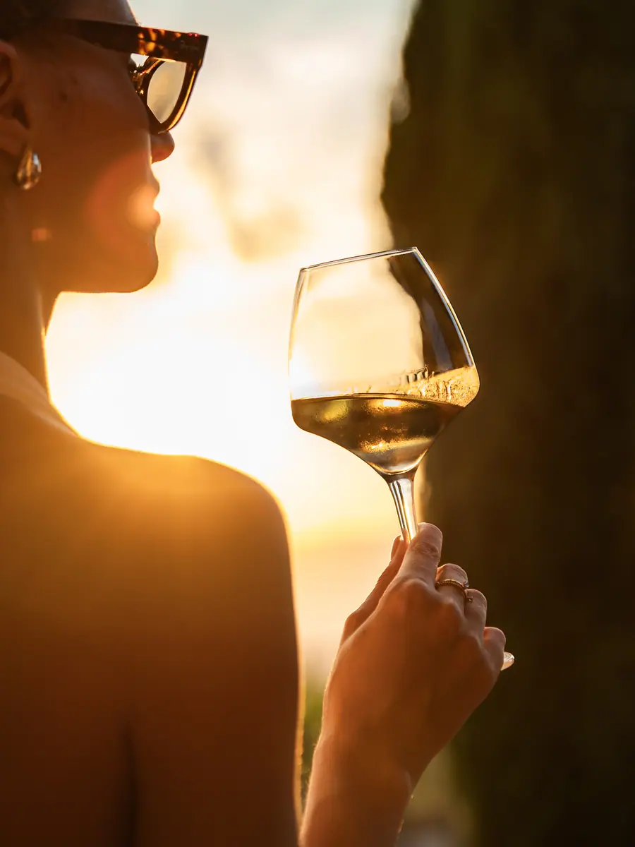 Food & Drink, restaurants and cocktail bars: photograph by Matteo Mizzoni