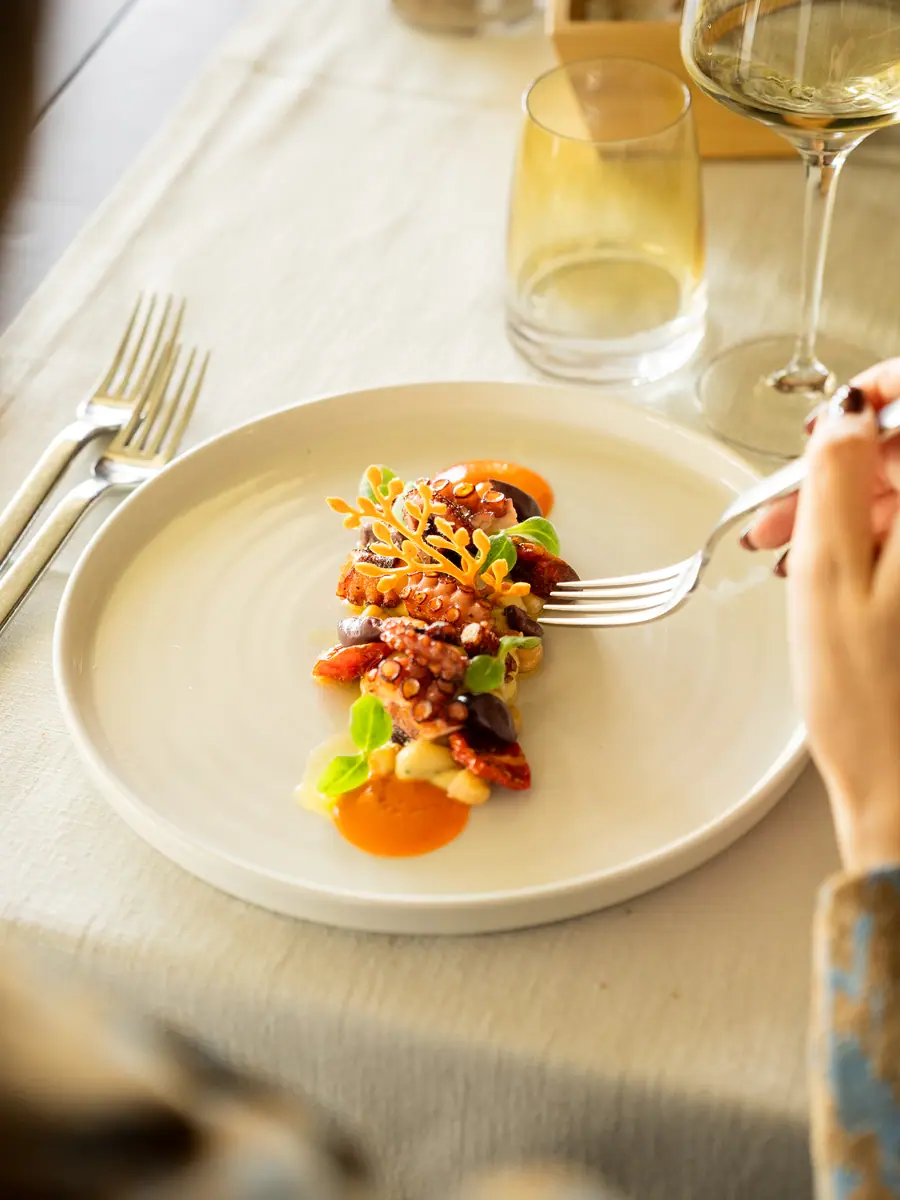 Food & Drink, restaurants and cocktail bars: photograph by Matteo Mizzoni