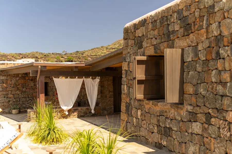 Alkibar, Pantelleria: photograph by Matteo Mizzoni